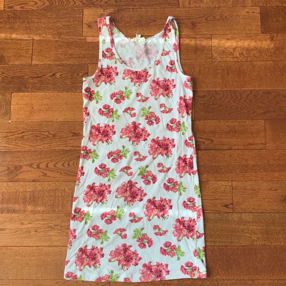 Women’s dress